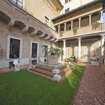 Foresteria Palazzo Guazzoni Zaccaria Κρεμόνα Εξωτερικό φωτογραφία